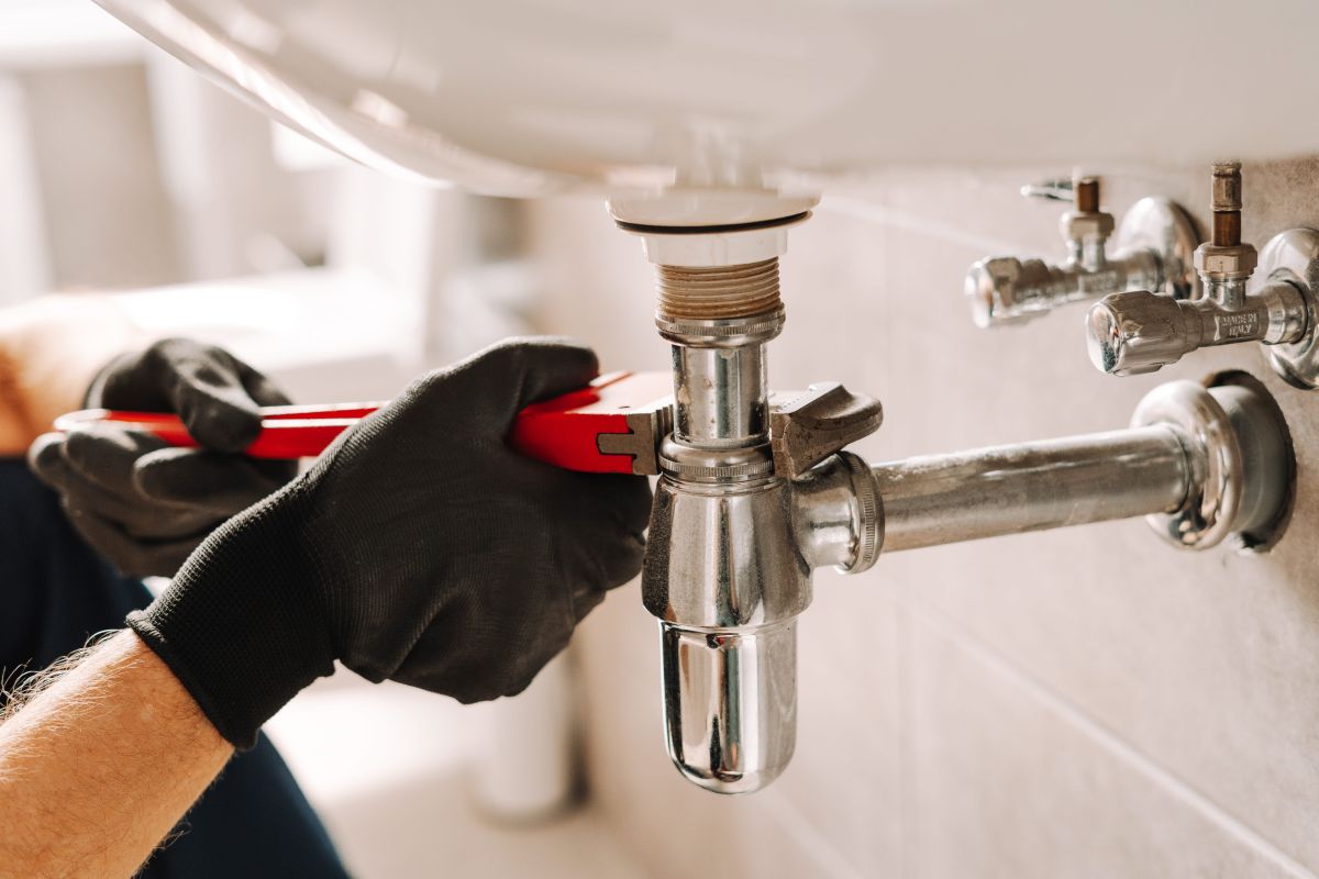 Plumbers using Youzse
