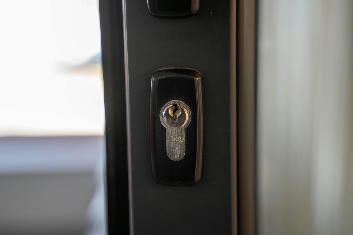 Locksmiths using Youzse
