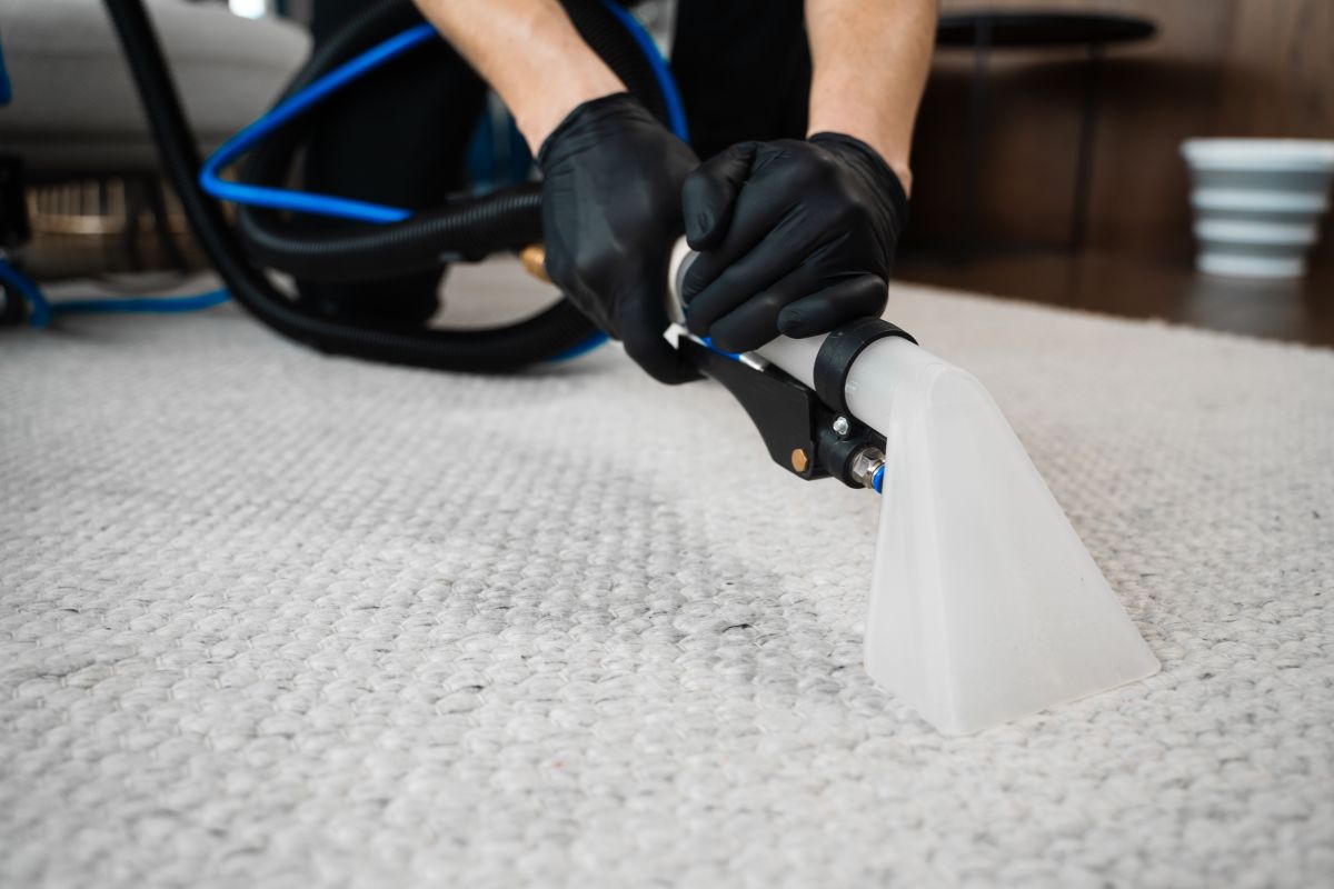 Carpet Cleaners using Youzse