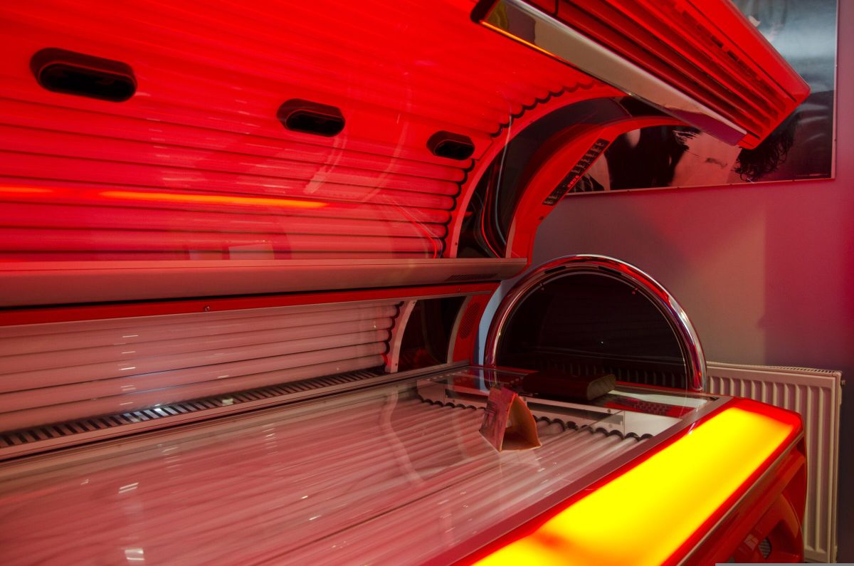 Tanning Salons using Youzse