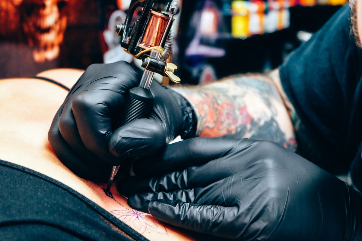 Tattoo Artists using Youzse