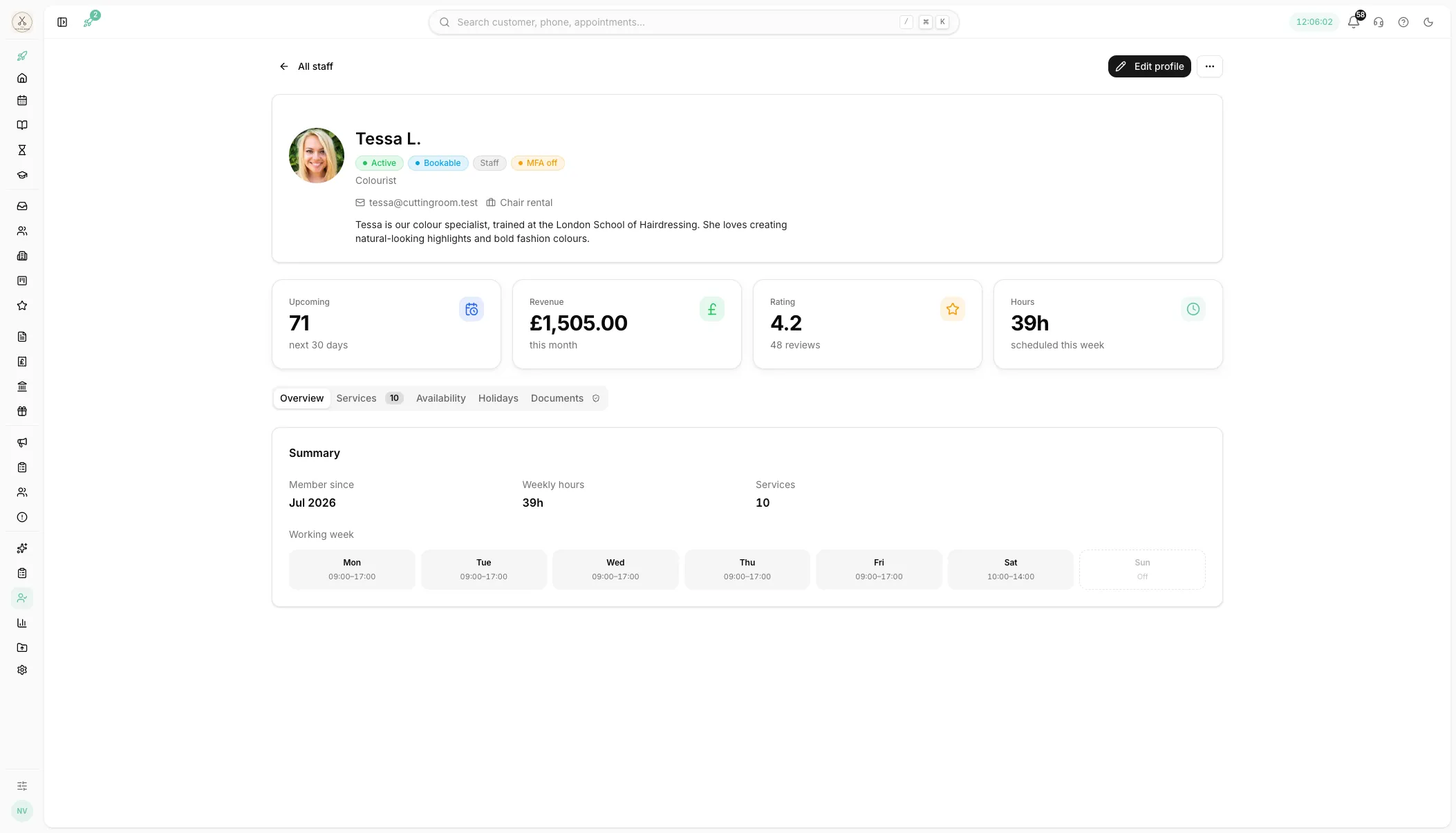 Managing a team in Youzse
